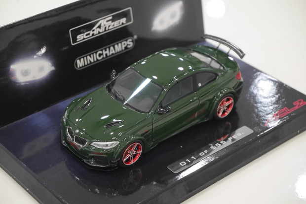 AC SCHNITZER BMW ACL2ミニカー グリーン1/43限定555台 AC SCHNITZER BMW ACL2ミニカー グリーン1/43限定555台